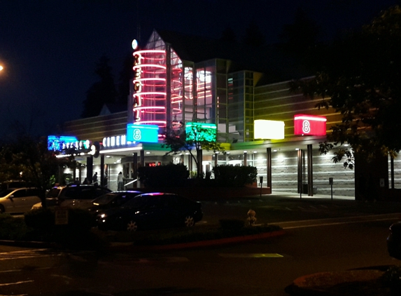 Regal Cinemas Crossroads 8 - Bellevue, WA