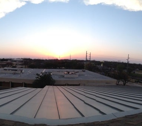 Oaks 5th Street Crossing at City Station - Garland, TX