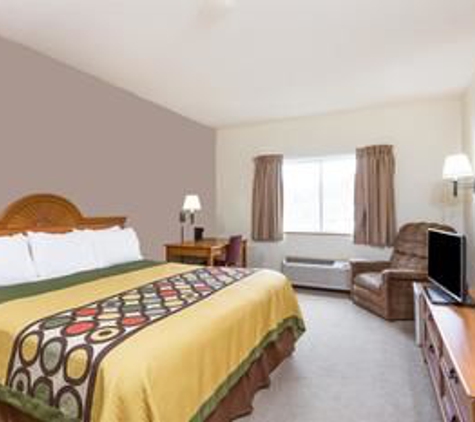 Super 8 by Wyndham Huntington WV - Huntington, WV