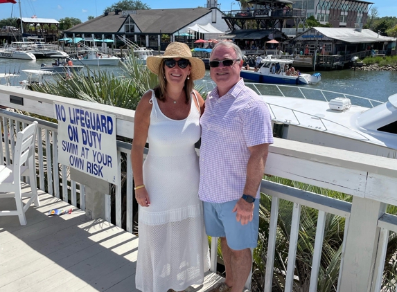 Shem Creek Inn - Mount Pleasant, SC