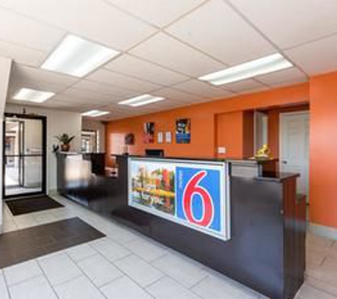 Motel 6 - Norfolk, VA