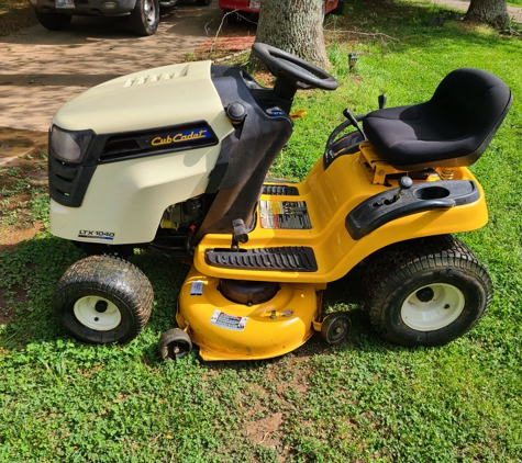 Brooks Lawn Mower Repair - Charlotte, NC. Repair all makes & models