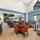 Holiday Inn Express & Suites Raleigh NE - Medical Ctr Area by IHG - Hotels