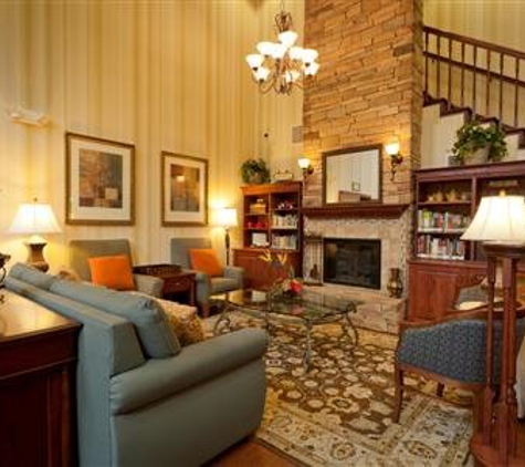 Country Inns & Suites - Seffner, FL