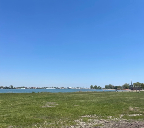 Belle Isle Aquarium - Detroit, MI