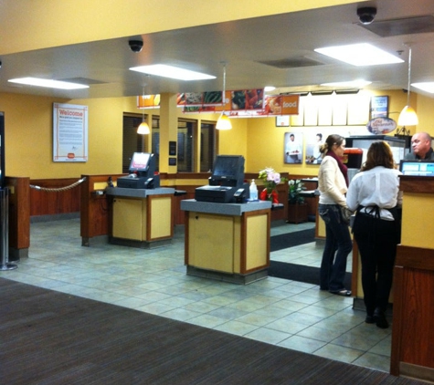 Golden Corral Restaurants - Bakersfield, CA