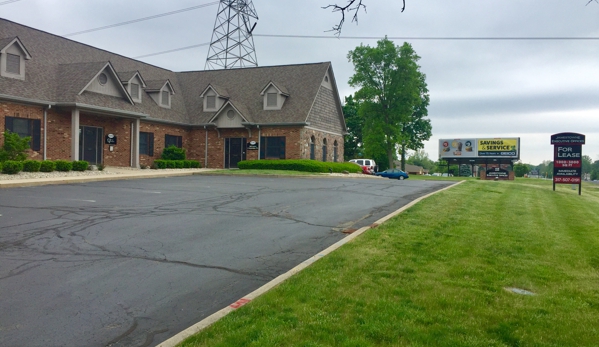 Jamestowne Dental - Indianapolis, IN. View of the complex heading South on US 31 (S East St)