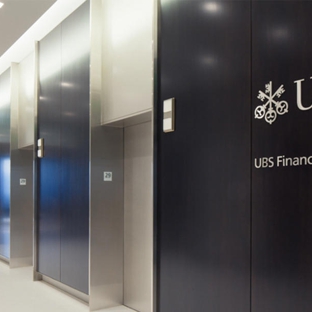 Lynn Field, CRPC - UBS Financial Services Inc. - Saint Paul, MN