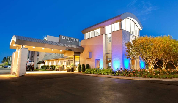 DoubleTree by Hilton Roseville Minneapolis - Roseville, MN