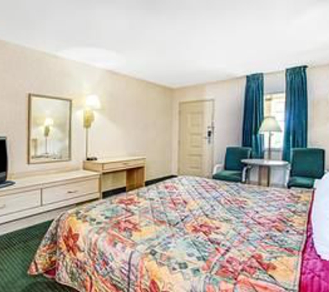 Days Inn by Wyndham Arlington/Washington DC - Arlington, VA