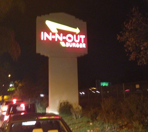 In-N-Out Burger - Temecula, CA