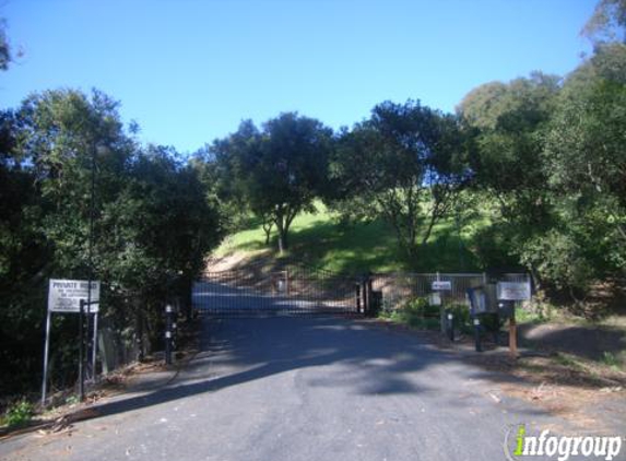 MIssion Hills Equestrian Centre - Fremont, CA