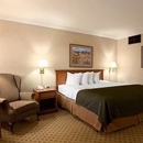 Days Inn & Suites by Wyndham Trinidad - Motels