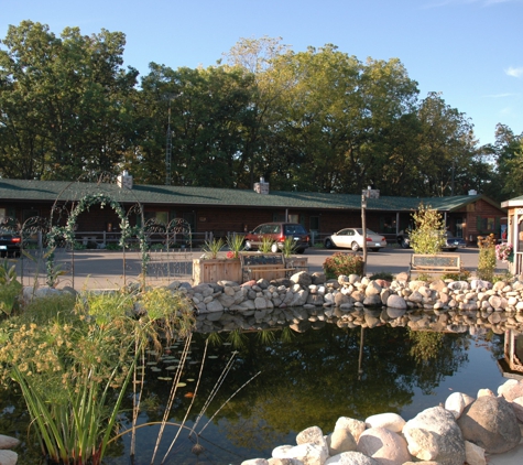 Lazy Cloud Inn - Lake Geneva, WI