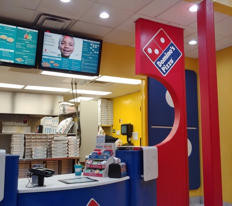 Domino's Pizza - Huntington Beach, CA