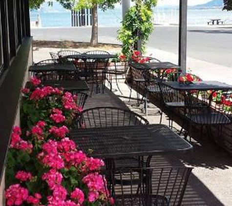 Park Place Restaurant - Lakeport, CA