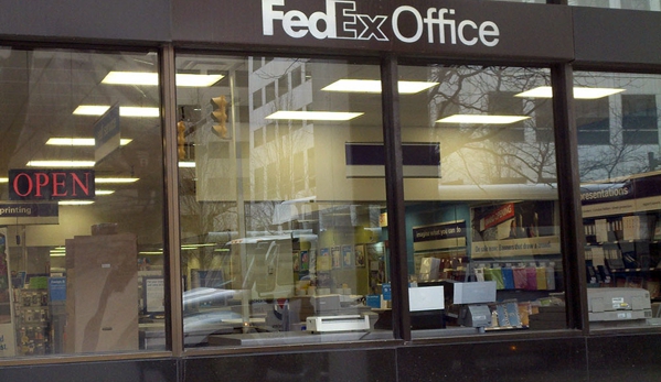 FedEx Office Print & Ship Center - Cleveland, OH