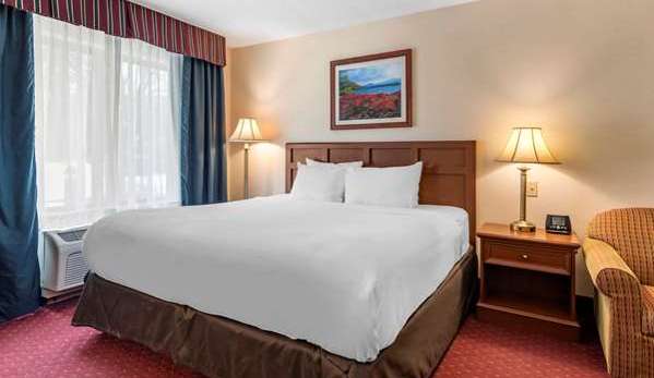 Comfort Inn & Suites - Lake George, NY