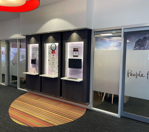 Heritage Bank - Upper Mount Gravatt, QLD