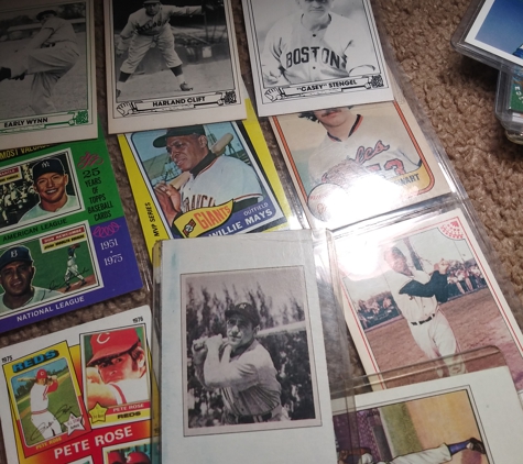 Toliver's Baseball Cards - Madison, TN