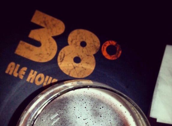 38 Degrees Ale House & Grill - Alhambra, CA