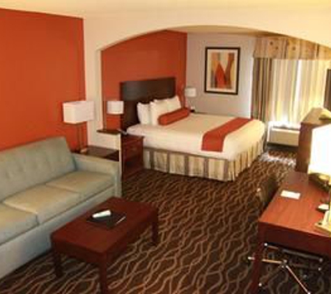 Best Western Plus Suites-Greenville - Greenville, NC