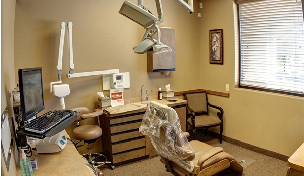 Charles Clausen, DDS - Gentle Family Dentistry & Dental Implants - Avondale, AZ. Charles Clausen, DDS - Gentle Family Dentistry & Orthodontics, 13055 W McDowell Rd Ste G103, Avondale, AZ 85392 
Tel: (623) 848-0100