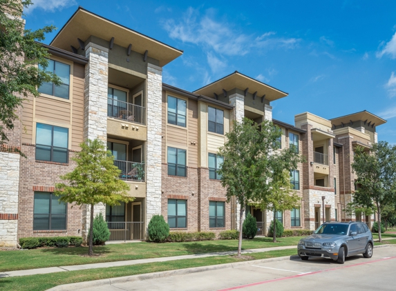 Residences at the Collection Apartments - Carrollton, TX