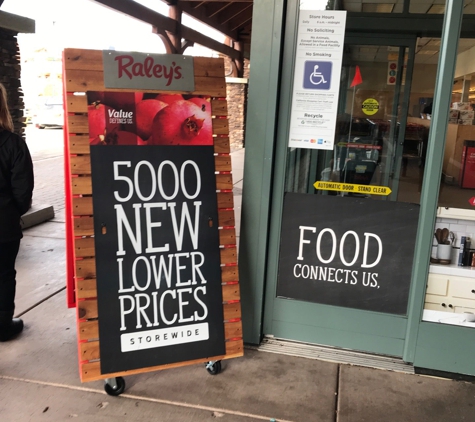 Raley's Supermarket - South Lake Tahoe, CA