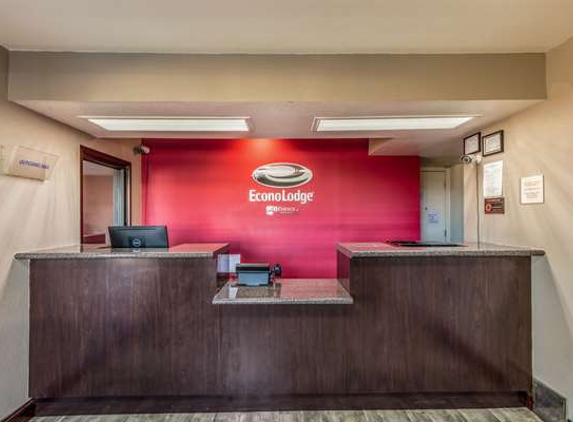 Econo Lodge - West Memphis, AR