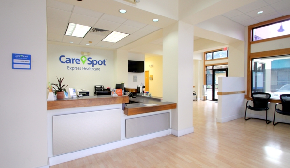 CareSpot Urgent Care. - Pembroke Pines, FL. CareSpot front desk area