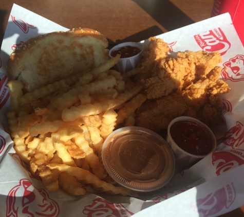 Raising Cane's Chicken Fingers - Austin, TX