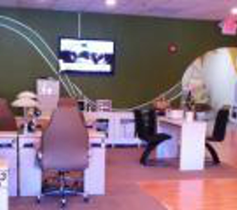 Zaza Nails & Spa - Stoneham, MA