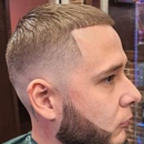 Navarro's Barbe - Barbers