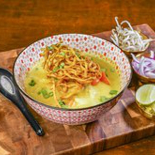 Sweet Basil Thai Cuisine - Norman, OK. Khao Soi