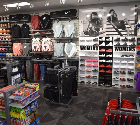 Hibbett Sports - Perris, CA