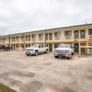 Garden Inn & Suites - Bed & Breakfast & Inns
