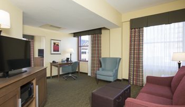 Hampton Inn Indianapolis Downtown Across from Circle Centre - Indianapolis, IN