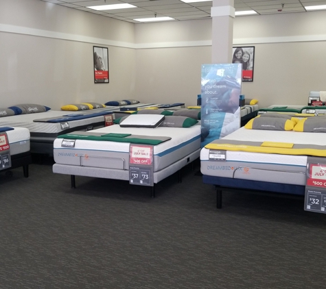 Mattress Firm - Miami, FL