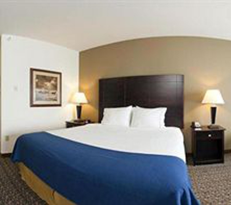 Holiday Inn Express & Suites Lander - Lander, WY