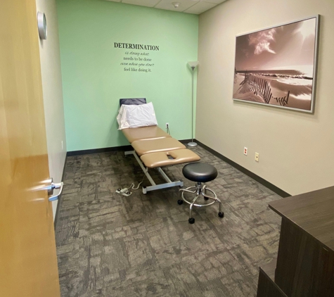 Pro Active Physical Therapy and Sports Medicine - Lakewood - Lakewood, CO