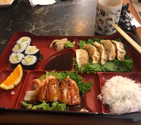 Seven Seas Sushi Japanese Restaurant - San Jose, CA