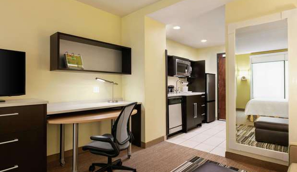 Home2 Suites by Hilton New York Long Island City/ Manhattan View, NY - Long Island City, NY