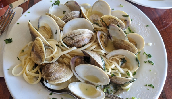 Paradise Beach Grille - Capitola, CA