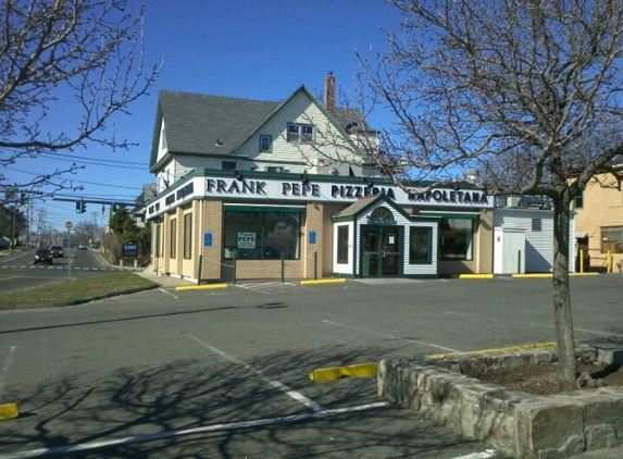 Frank Pepe Pizzeria Napoletana - Fairfield, CT