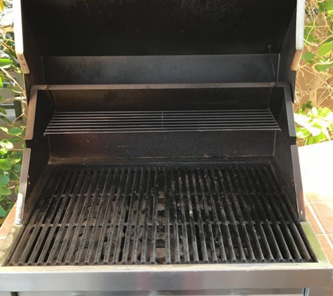 A1 BBQ GRILL CLEANING - Coachella, CA. Before