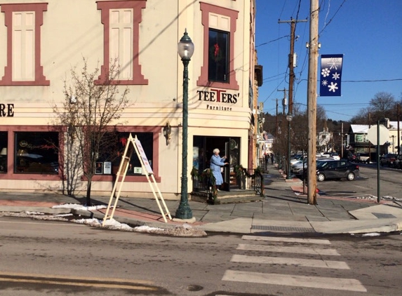 Teeters' Furniture - Hawley, PA