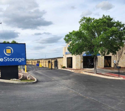 Life Storage - San Antonio, TX