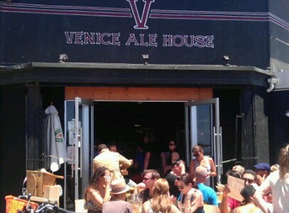 Venice Ale House - Venice, CA