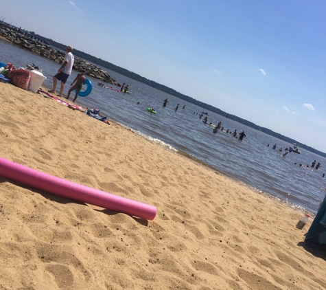 Jamestown Beach - Williamsburg, VA